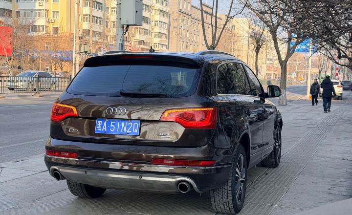 奥迪 Q7 2012款 3.0 TFSI 舒适型(200kW)