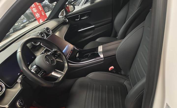 奔驰 C级 2024款 改款三 C 260 L 运动版