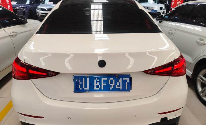 奔驰 C级 2024款 改款三 C 260 L 运动版