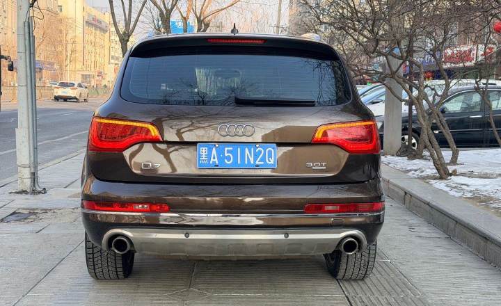 奥迪 Q7 2012款 3.0 TFSI 舒适型(200kW)