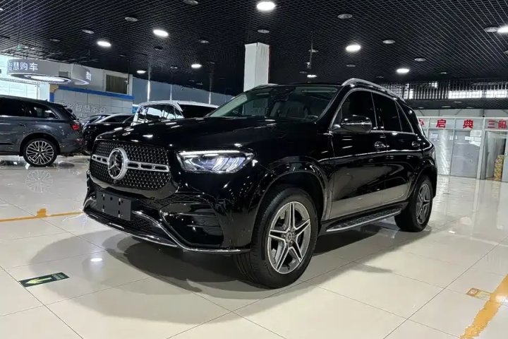 奔驰 GLE 2024款 GLE 450 4MATIC 时尚型
