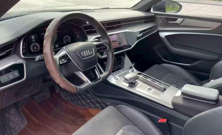 奥迪 A6L 2022款 55 TFSI quattro 尊享致雅型