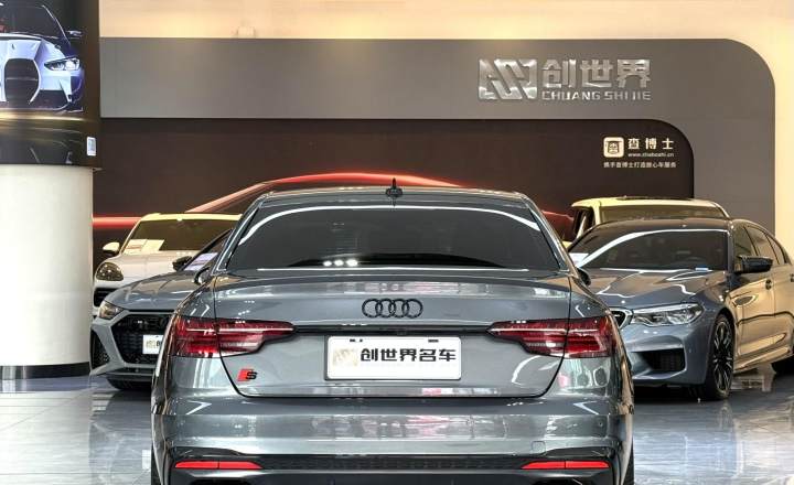 奥迪 S4 2024款 S4 3.0TFSI
