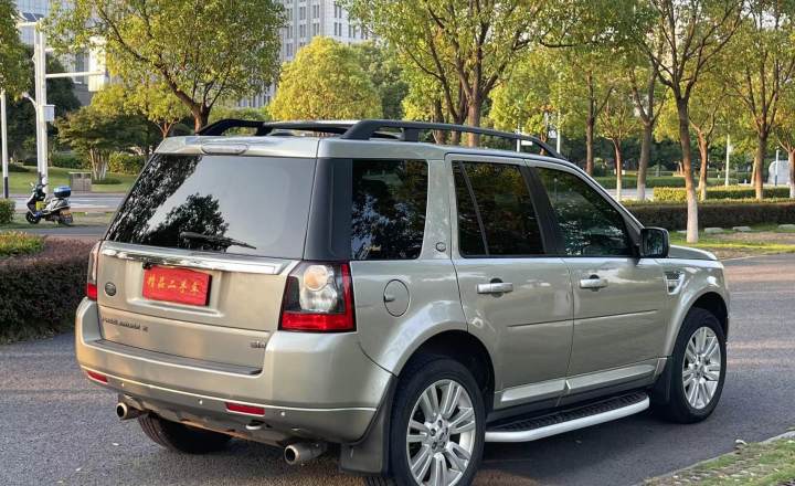 路虎 神行者2 2012款 2.0T Si4 SE汽油版