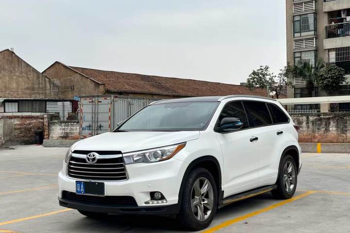 丰田 汉兰达 2017款 2.0T 两驱豪华导航版 7座