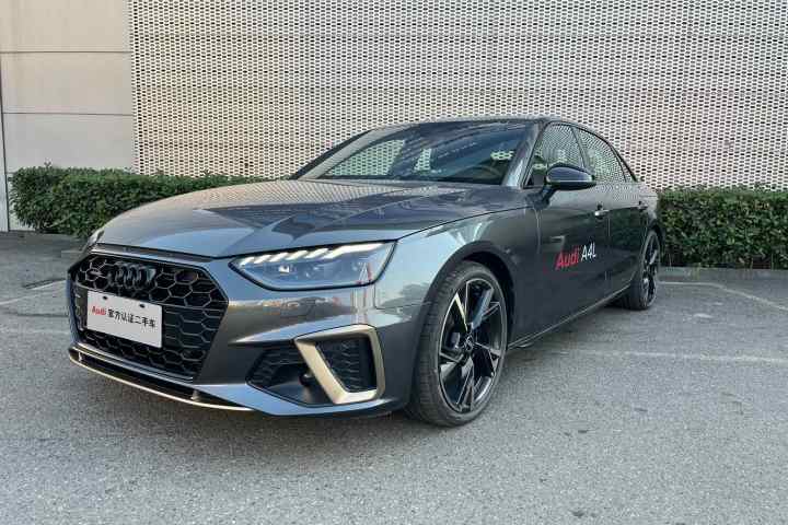 奥迪 A4L 40 TFSI quattro RS套件燃速型