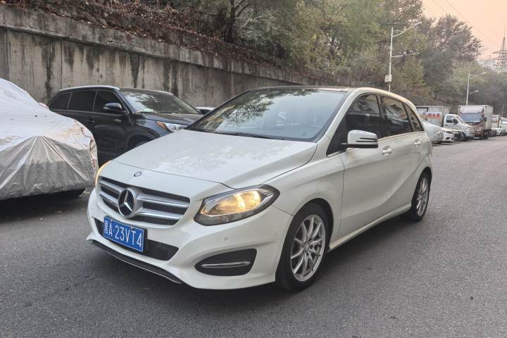 奔驰 B级 2015款 B 200 时尚型