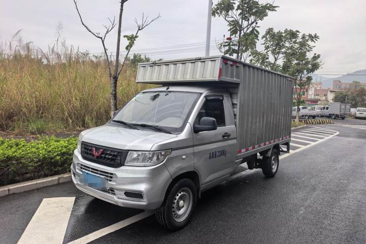 五菱汽车 五菱荣光新卡专用车 1.8L单排单层货柜车LJ479Q6