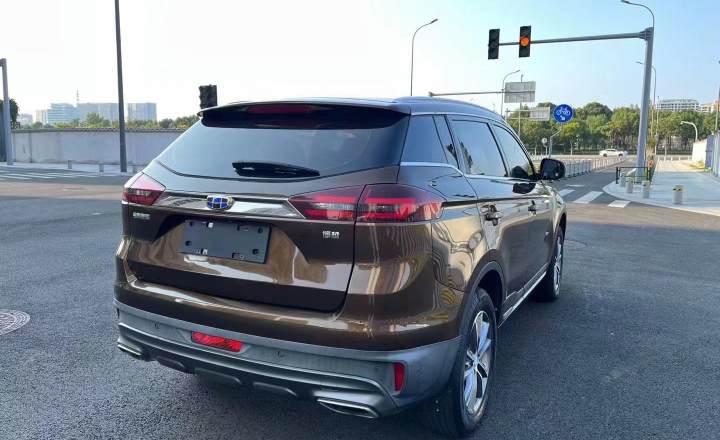 吉利汽车 博越 2018款 1.8TD 自动两驱智联型4G互联版