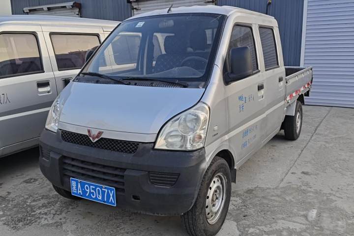 五菱汽车 五菱荣光小卡 1.5L双排基本型L3C