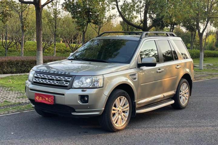 路虎 神行者2 2.0T Si4 SE汽油版