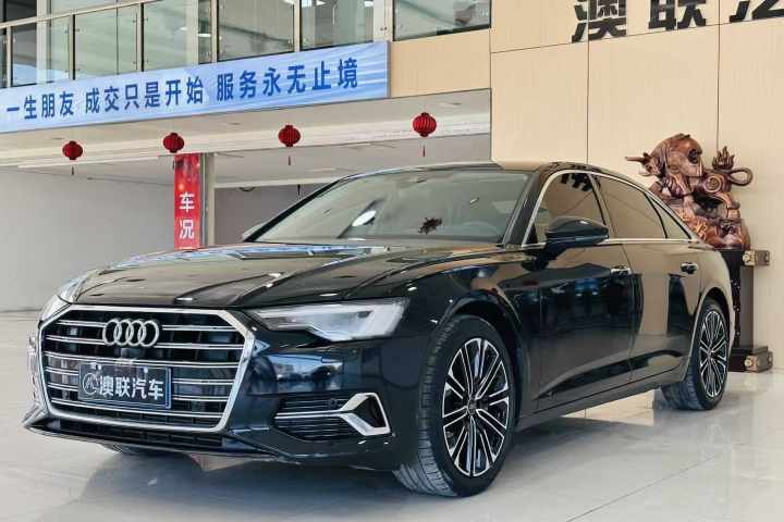 奥迪 A6L 改款 45 TFSI quattro 臻选致雅型