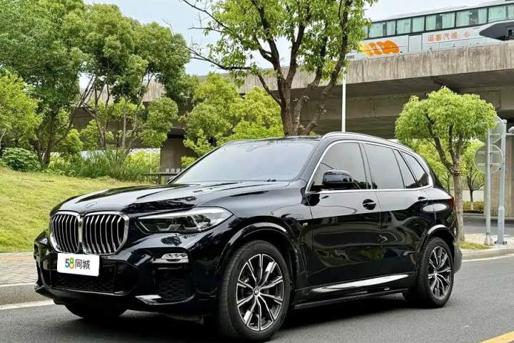 宝马 X5(进口) 2020款 xDrive30i M运动套装