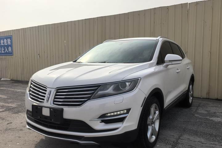 林肯 MKC 2.0T 两驱尊享版