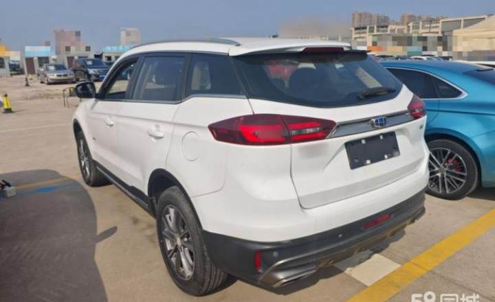 吉利汽车 博越 2018款 1.8TD 自动两驱智联型4G互联版