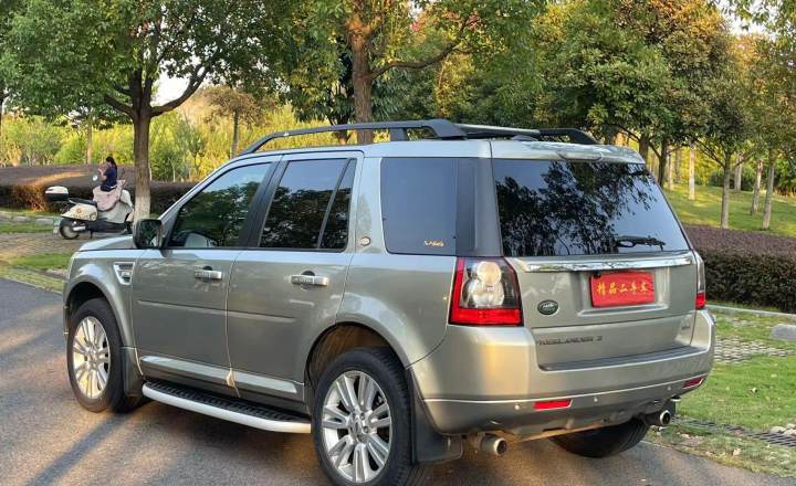 路虎 神行者2 2012款 2.0T Si4 SE汽油版