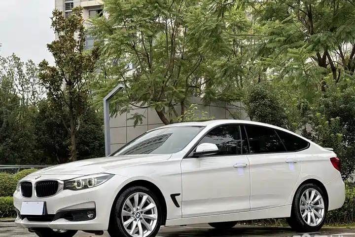 宝马 3系GT 320i 时尚型