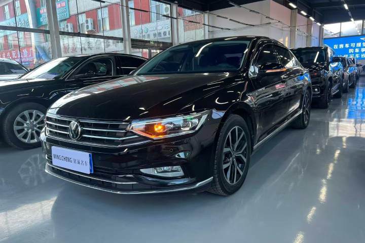 大众 迈腾 200万辆纪念版 330TSI DSG领先型