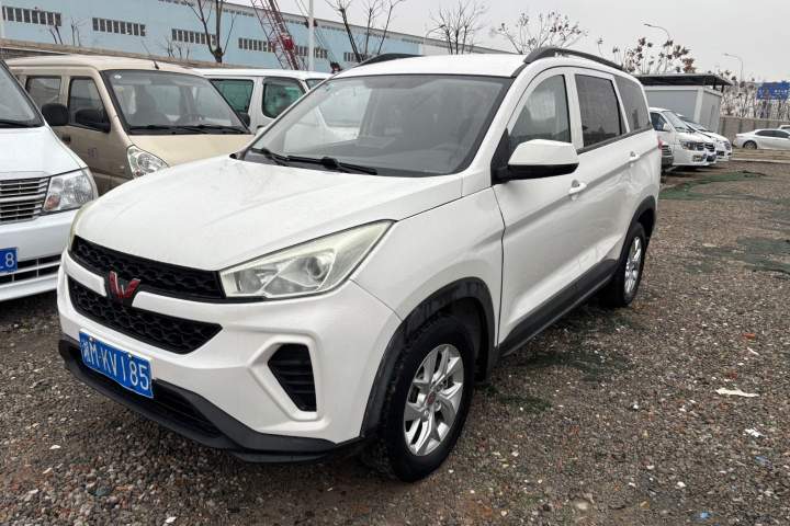 五菱汽车 五菱宏光S3 1.5T 手动标准型 国VI