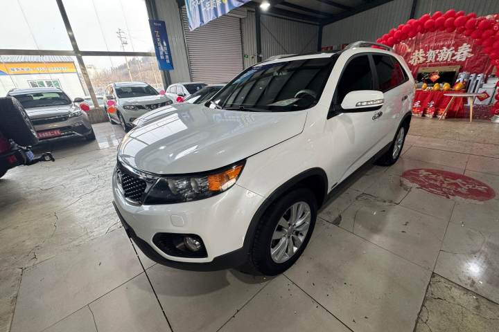 起亚 索兰托 2.4L 汽油至尊版
