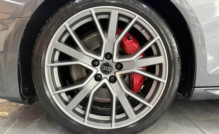 奥迪 S4 2024款 S4 3.0TFSI