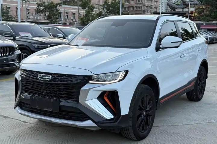 吉利汽车 博越 2022款 博越X 1.8TD DCT智慧型