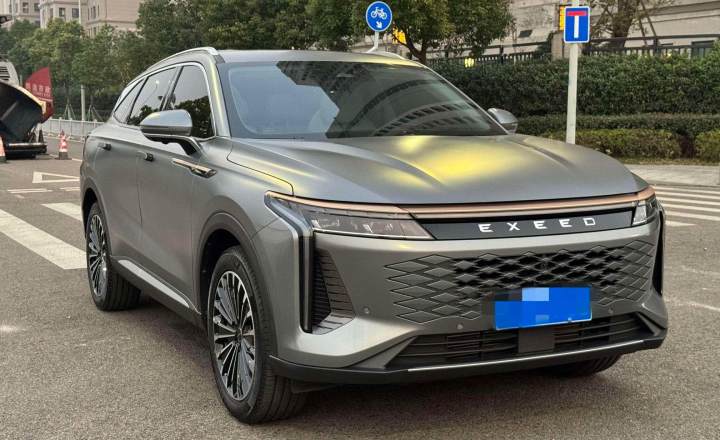 星途 瑶光 2023款 400T 四驱尊享飞鱼版