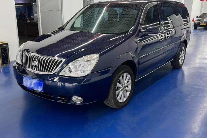 别克 GL8 2013款 2.4L 行政版