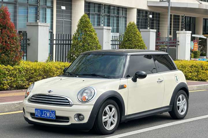 MINI  1.6L COOPER Fun