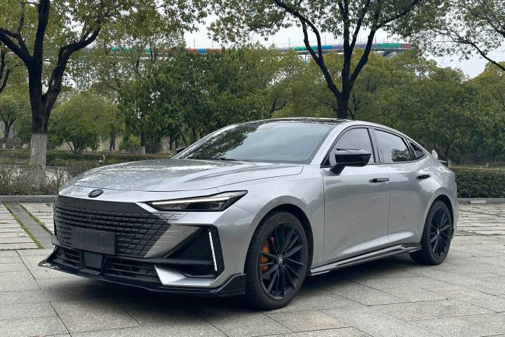长安 UNIV 2022款 1.5T 卓越型