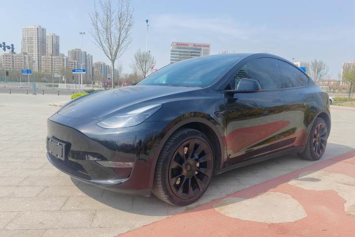 特斯拉 Model Y 2022款 长续航全轮驱动版