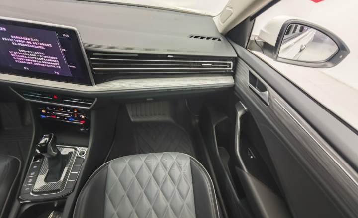 大众 速腾 2023款 280TSI DSG超越Plus版