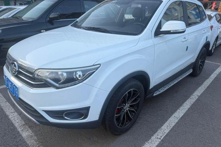 一汽 森雅R7 1.6L 手动智能型