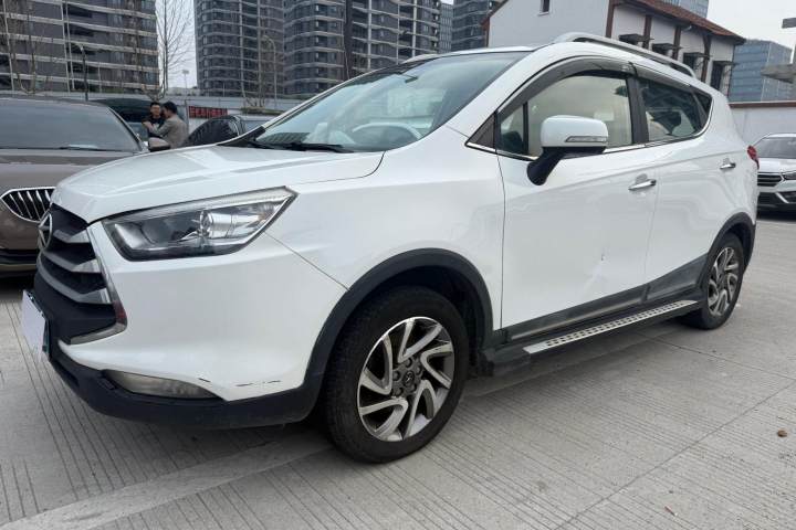 江汽集团 瑞风S3 1.5L 手动豪华智能型