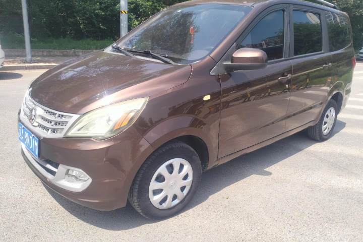 北汽威旺 M20 1.5L舒适型BJ415B