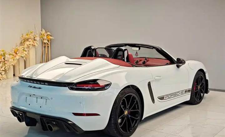 保时捷 718 2023款 Boxster Style Edition 2.0T