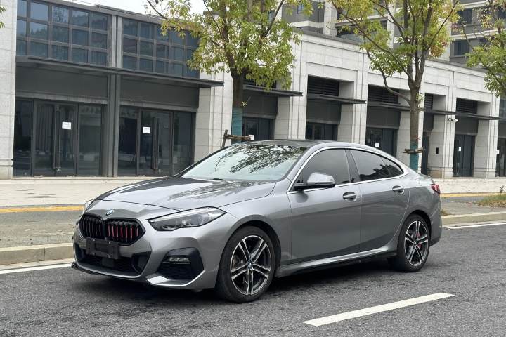 宝马 2系(进口) 225i 四门轿跑车 M运动套装