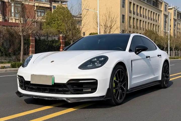 保时捷 Panamera新能源 Panamera 4 E-Hybrid 2.9T