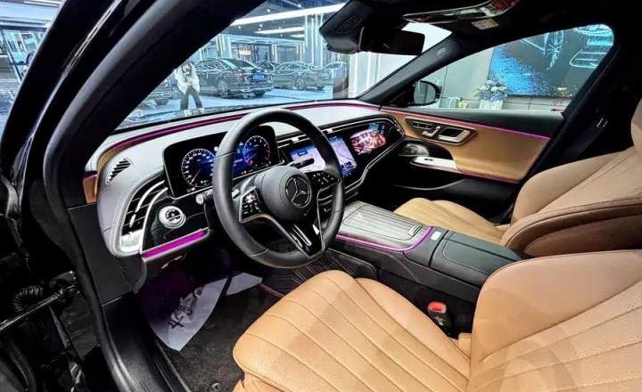 奔驰 E级 2025款 E 300 L 豪华型