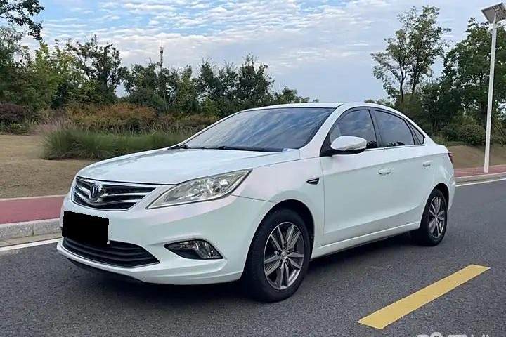 长安 逸动 1.6L 自动精英型