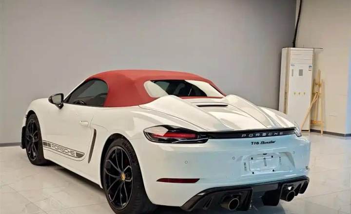 保时捷 718 2023款 Boxster Style Edition 2.0T