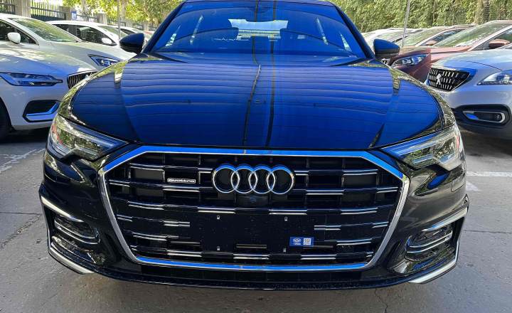奥迪 A6L 2023款 改款 45 TFSI quattro 臻选致雅型