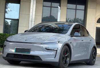 特斯拉 Model Y 2025款 长续航全轮驱动 首发版