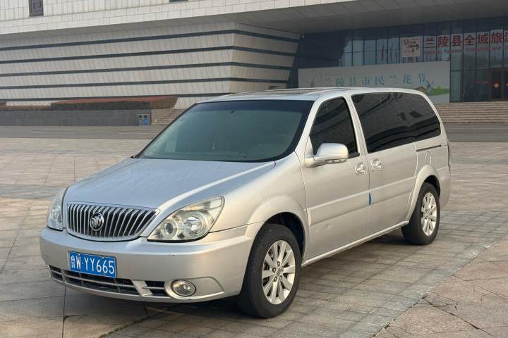 别克 GL8 2.4L LT行政版