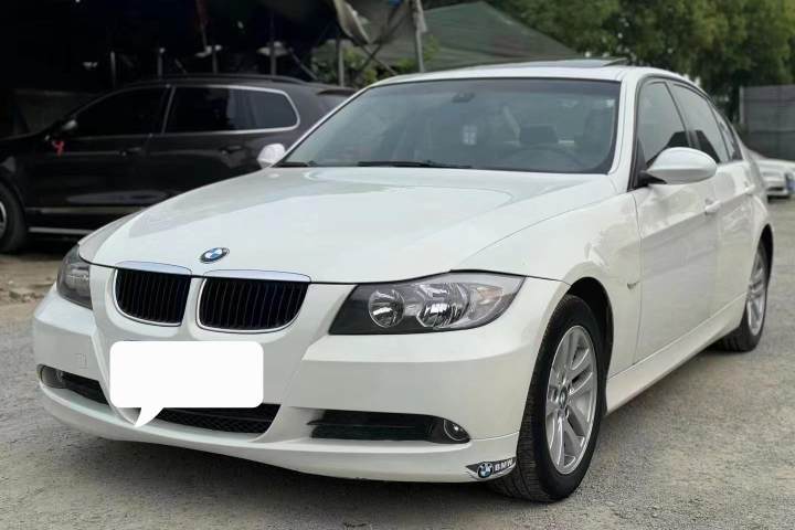宝马 3系 320i 进取型