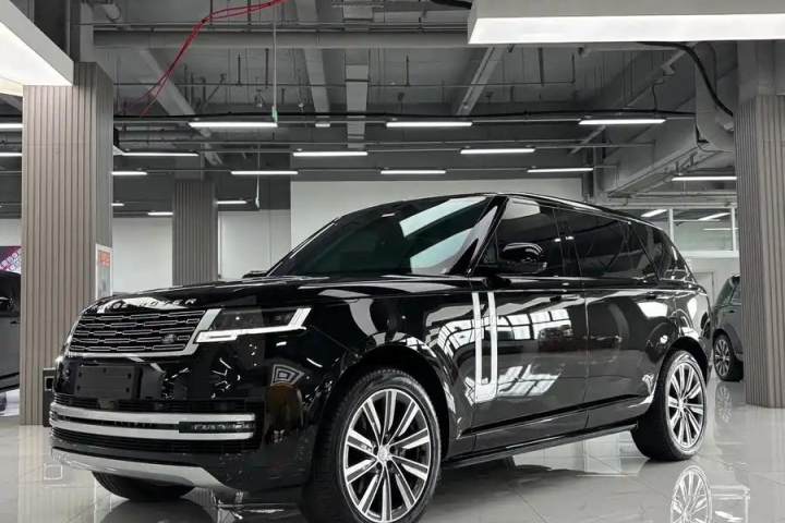 路虎 揽胜 3.0 L6 400PS 创世加长版
