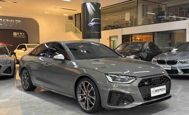 奥迪 S4 2023款 S4 3.0TFSI
