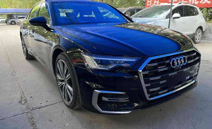 奥迪 A6L 2023款 改款 45 TFSI quattro 臻选致雅型