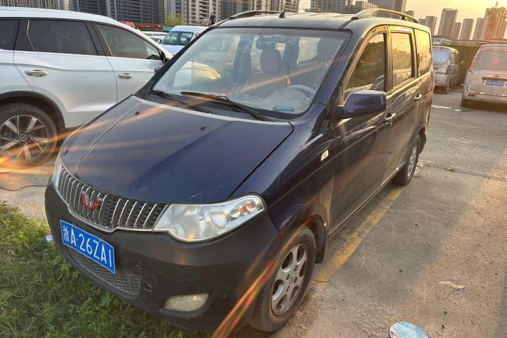 五菱汽车 五菱宏光 1.4L豪华型