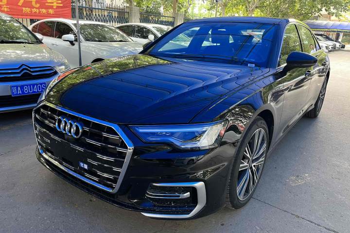 奥迪 A6L 改款 45 TFSI quattro 臻选致雅型